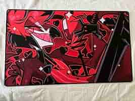 ハズビンホテル　アラスター　プレイマット　バレンタイン Amazon.co.jp: Alastor Playmat アラスター プレイマット ハズ